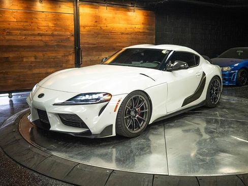 Used 2023 Toyota Supra Premium w/ Driver Assist Package RWD image 2