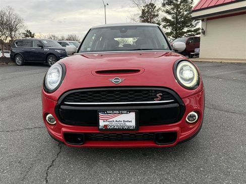 Used 2021 MINI Cooper S image 2