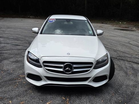 Used 2016 Mercedes-Benz C 300 Sedan image 2