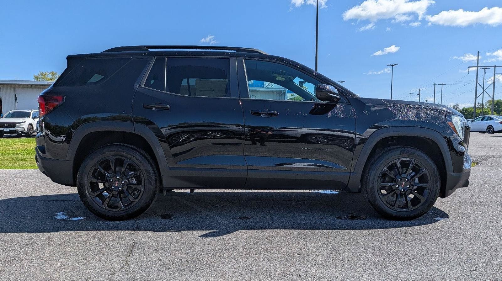 New 2027 GMC Terrain Elevation w/ Elevation Premium Package AWD/4WD image 5