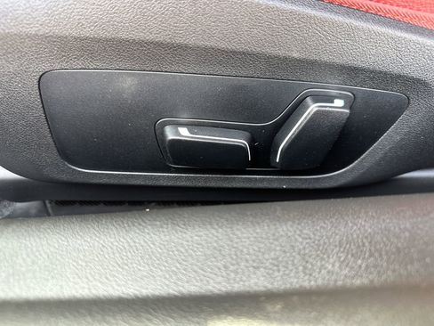 Used 2025 BMW M240i xDrive Coupe w/ Premium Package image 12