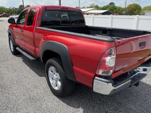 Used 2012 Toyota Tacoma 4x4 Access Cab V6 w/ Convenience Pkg image 8