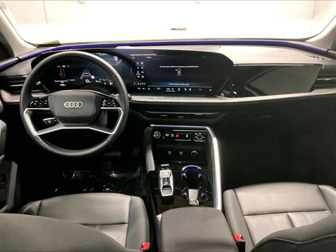 Certified 2025 Audi Q5 Premium w/ Premium Plus AWD/4WD image 18