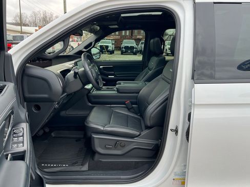 Used 2025 Ford Expedition Platinum w/ Stealth Performance Package image 14