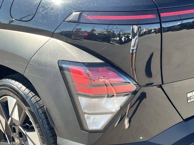 Certified 2025 Hyundai Kona SEL FWD image 10