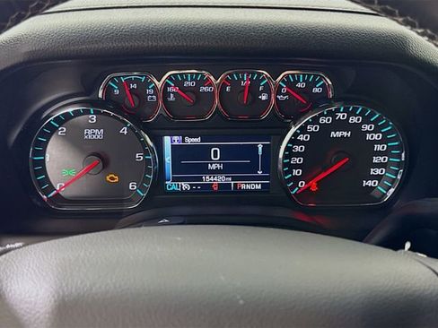 Used 2016 Chevrolet Suburban LS RWD image 14