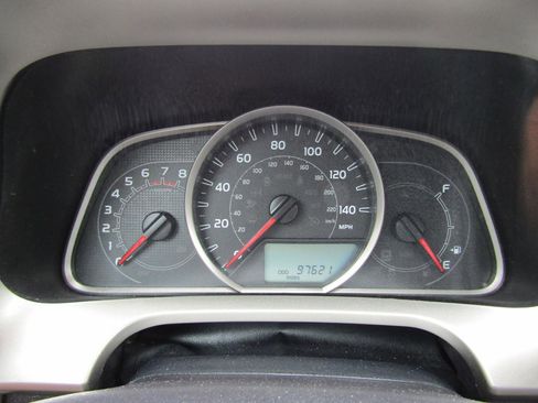 Used 2015 Toyota RAV4 XLE FWD image 15