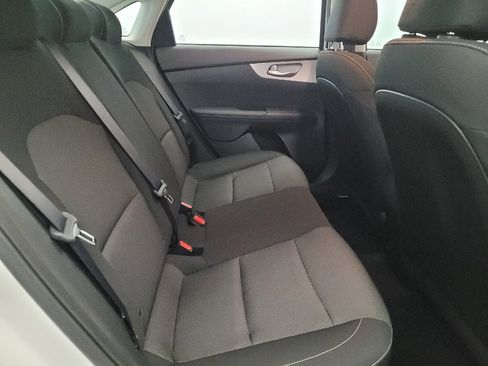 Used 2024 Kia Forte LXS image 19