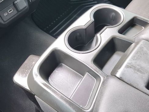 Used 2022 Chevrolet Silverado 1500 Custom image 16