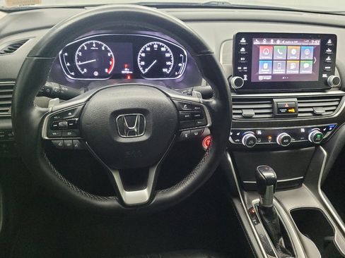 Used 2018 Honda Accord Touring image 22