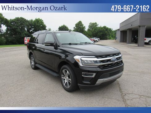 Used 2024 Ford Expedition Limited RWD image 24