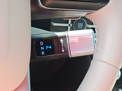 Certified 2024 Hyundai Santa Fe Limited image 18