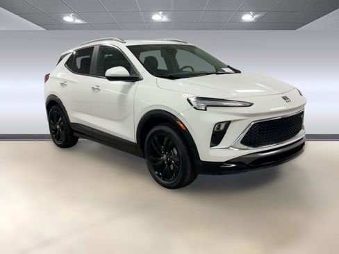 Certified 2024 Buick Encore GX Sport Touring w/ Comfort Package image 6