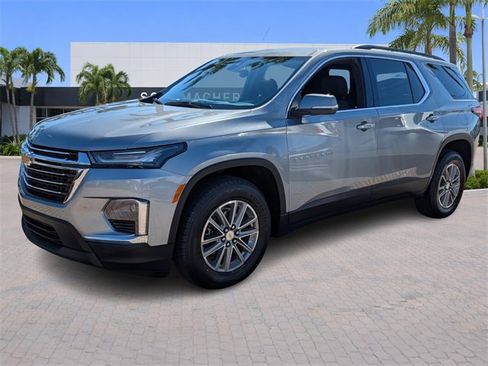 Certified 2023 Chevrolet Traverse LT image 4