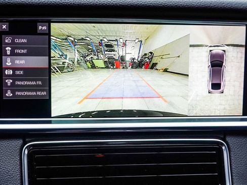 Used 2021 Porsche Panamera w/ Premium Package RWD image 30