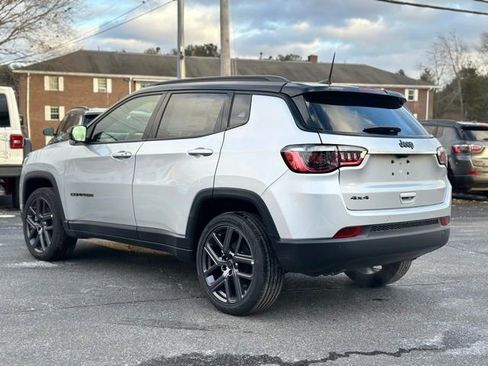 New 2026 Jeep Compass Limited AWD/4WD image 4