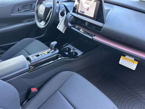 New 2026 Toyota Prius SE image 16