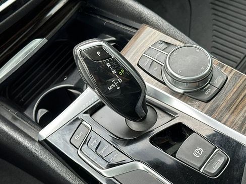 Used 2018 BMW 540i xDrive image 23