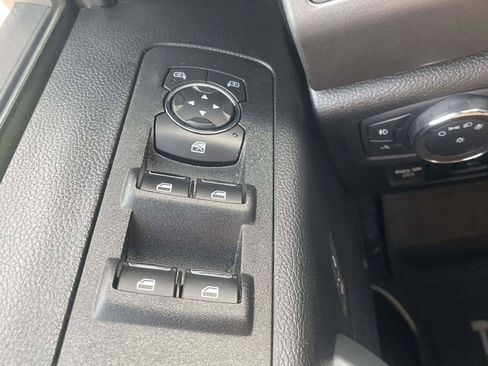 Used 2018 Ford F150 XLT w/ Equipment Group 302A Luxury AWD/4WD image 35