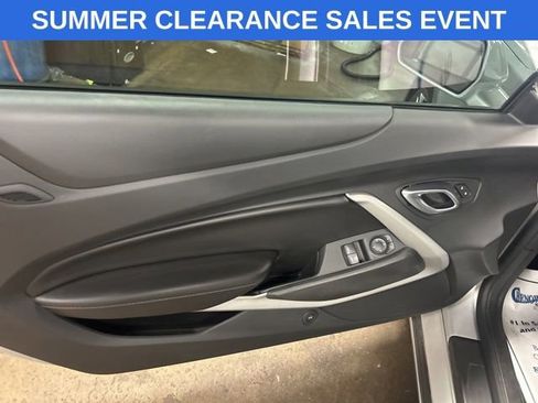 Used 2018 Chevrolet Camaro SS RWD image 11