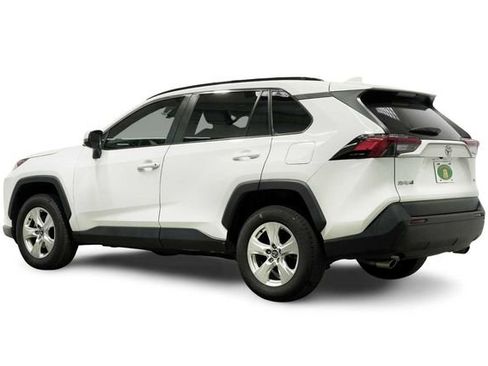 Used 2021 Toyota RAV4 XLE Premium AWD/4WD image 5