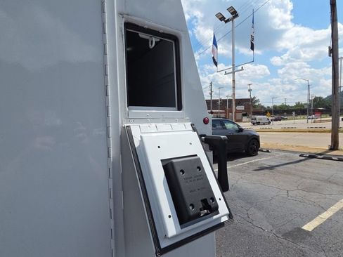 New 2026 Ford E-350 and Econoline 350 Super Duty w/ Power Equipment Group RWD image 12