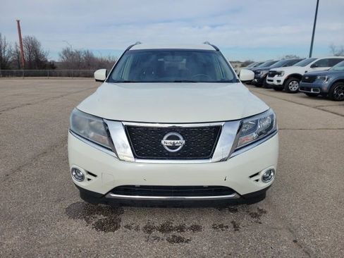 Used 2016 Nissan Pathfinder SL w/ SL Tech Package image 19