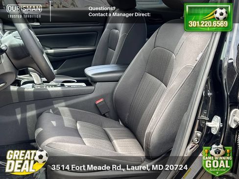 Used 2024 Nissan Altima 2.5 SV AWD/4WD image 6