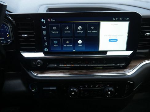 Used 2025 Chevrolet Silverado 2500 LT w/ Trail Boss Package image 16