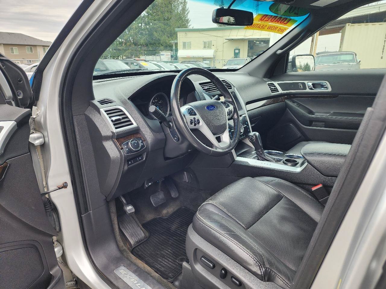 Used 2011 Ford Explorer Limited w/ 302A Rapid Spec Order Code FWD image 12