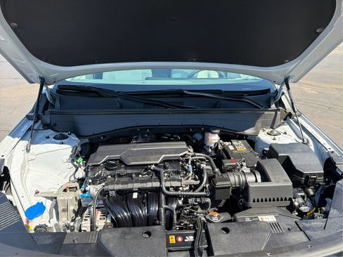 Used 2025 Hyundai Kona SEL AWD/4WD image 11