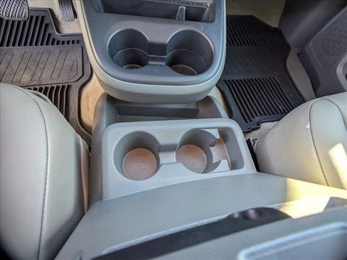 Used 2019 Nissan NV 3500 SL image 22