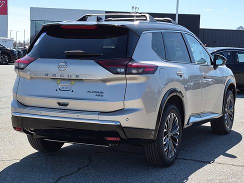 New 2026 Nissan Rogue Platinum w/ Platinum Premium Package image 3