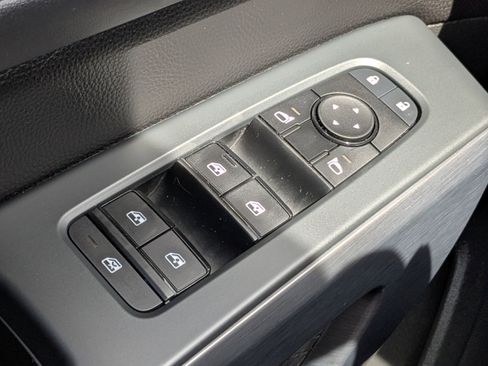 Used 2023 Nissan Pathfinder Rock Creek AWD/4WD image 24