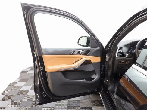 Certified 2023 BMW X5 xDrive40i image 5