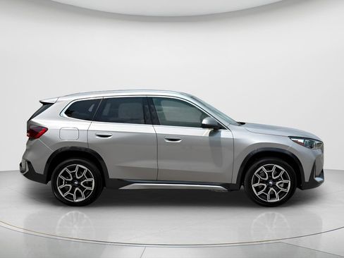 New 2026 BMW X1 xDrive28i w/ Technology Package AWD/4WD image 4
