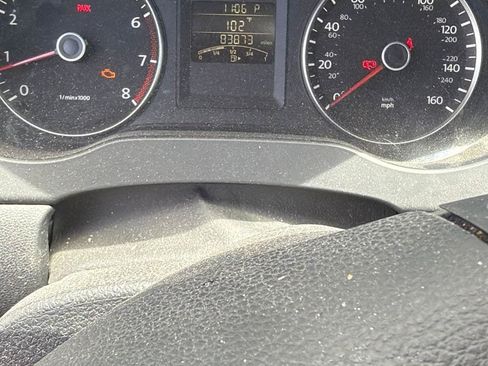 Used 2012 Volkswagen Jetta SE FWD image 4