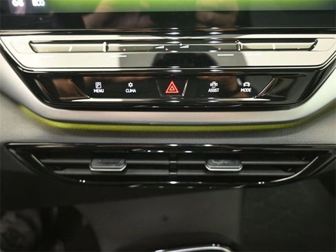 Used 2024 Volkswagen ID.4 2WD image 30