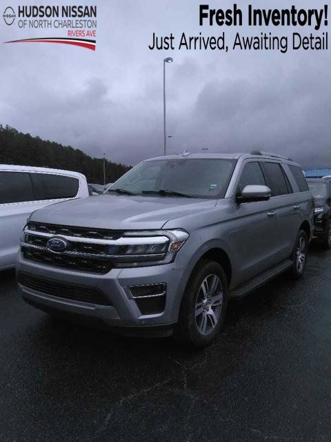 Used 2024 Ford Expedition Limited AWD/4WD image 1