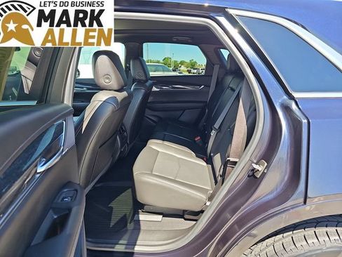 Used 2022 Cadillac XT5 Premium Luxury AWD/4WD image 24