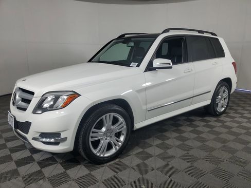 Used 2015 Mercedes-Benz GLK 350 2WD image 8