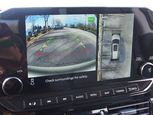 New 2025 Nissan Pathfinder Platinum image 29