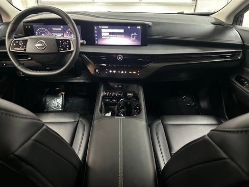 Used 2025 Nissan Murano SV AWD/4WD image 22