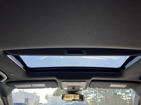 Certified 2025 Honda CR-V Sport image 31