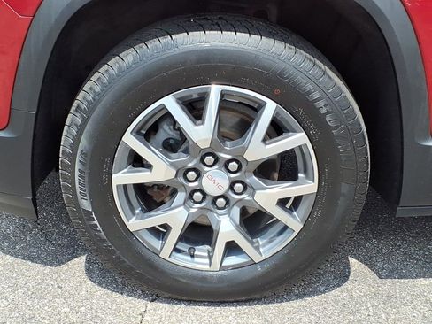 Certified 2023 GMC Acadia SLT FWD image 12