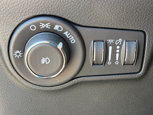 Used 2026 Jeep Compass Limited AWD/4WD image 26