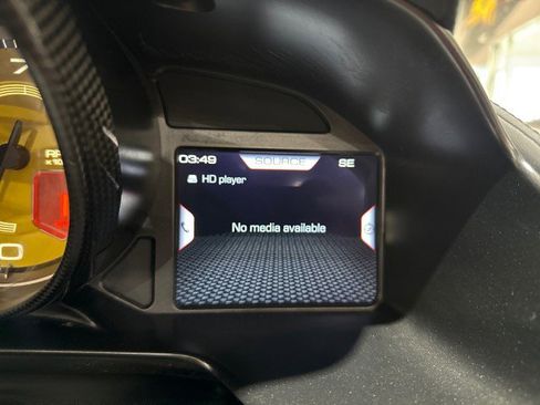 Used 2021 Ferrari 812 GTS image 74