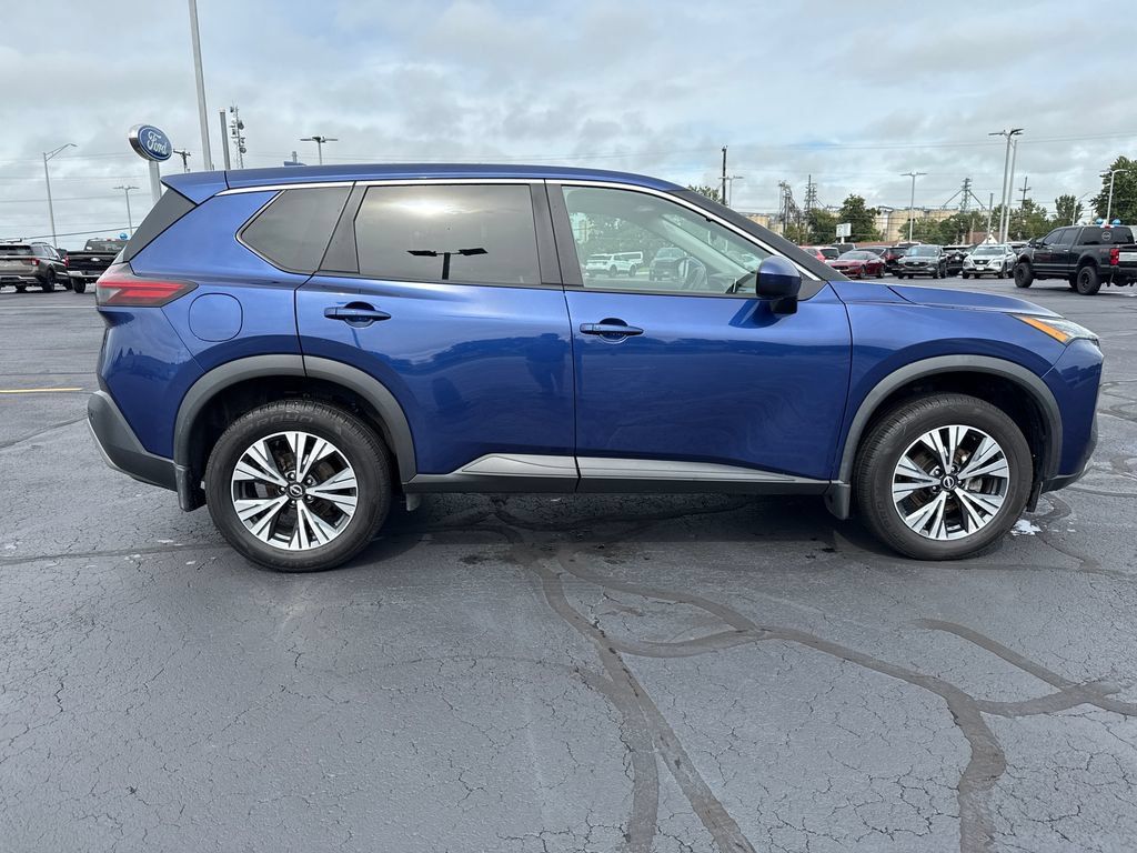 Used 2023 Nissan Rogue SV AWD/4WD image 8