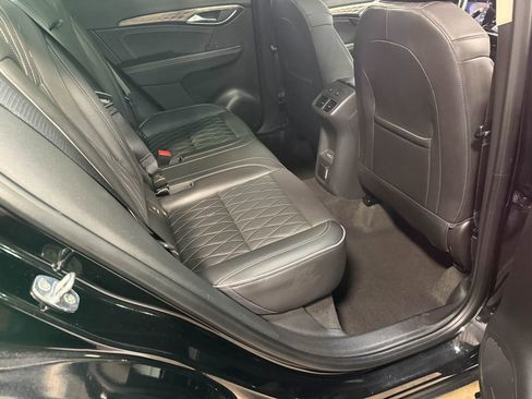 Used 2023 Buick Envision Avenir AWD/4WD image 65