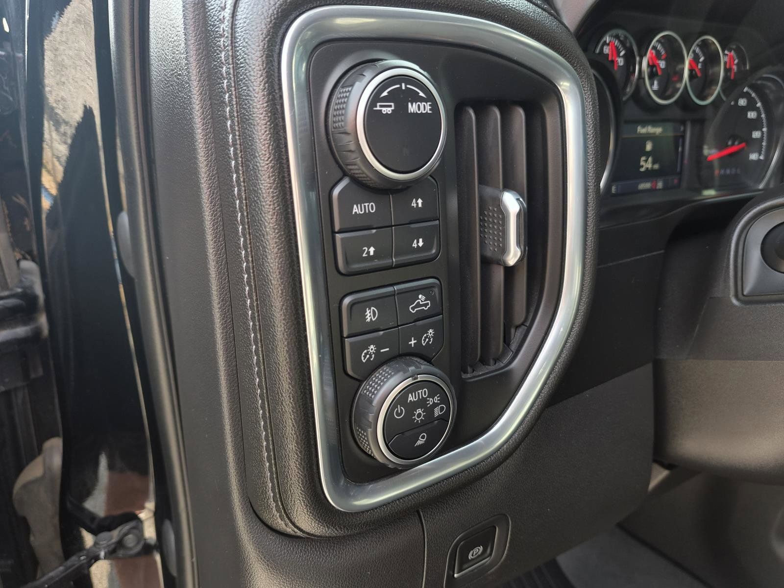 Used 2021 Chevrolet Silverado 1500 LT Trail Boss w/ LT Trail Boss Premium Package AWD/4WD image 21